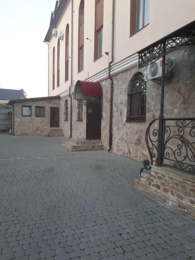 Апартаменты На Старобульварной Кам'янець-Подільский Екстер'єр фото